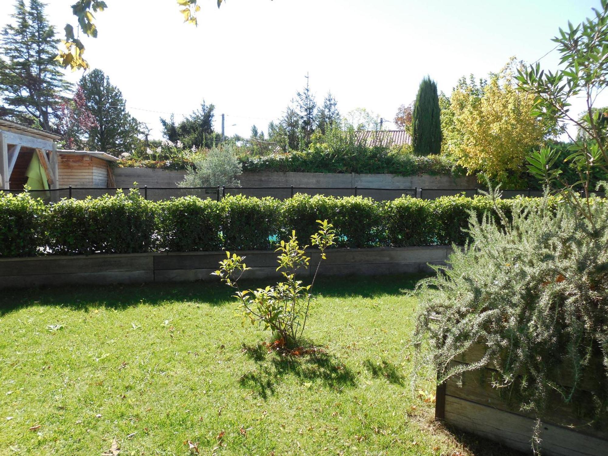 La Maison Bleue LʼIsle-sur-la-Sorgue Exterior foto